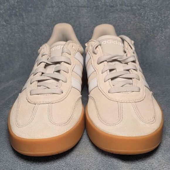 Adidas Barreda sneakers Mens Size 8.5 main image 4